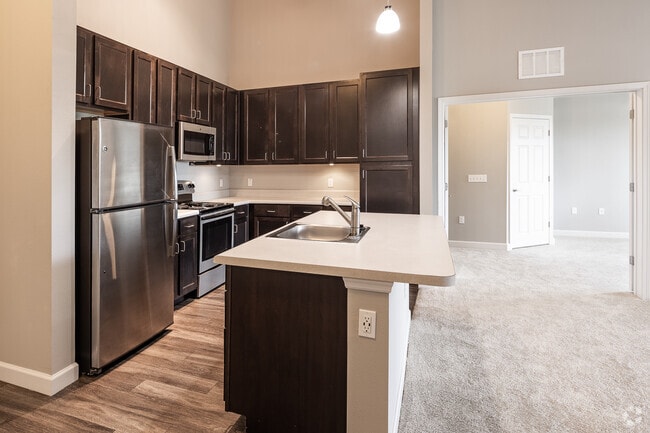 902 Delaney Cir Brandon, FL - The Edge at Brandon