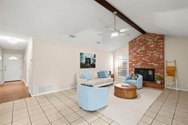 Photo - 10703 Parkfield Dr