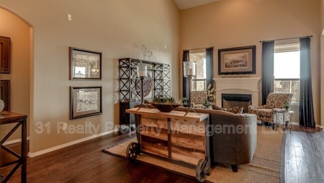 Photo - 917 Swan Ridge Dr