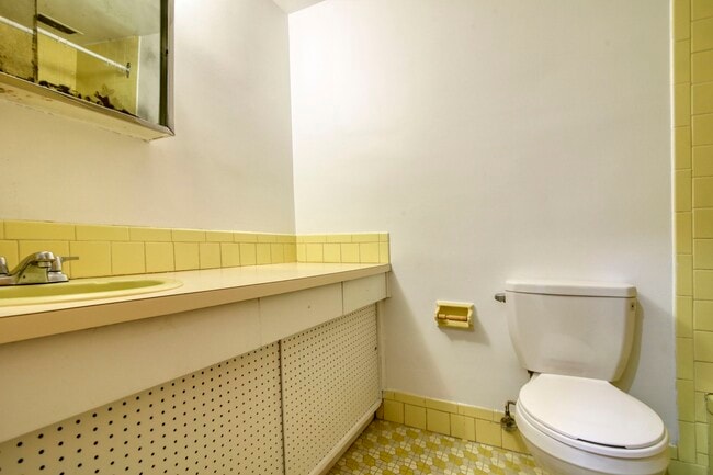 Photo - 2400 Av. Van Horne Unit 305