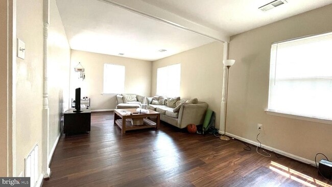 Building Photo - 8766 Walutes Cir Unit D