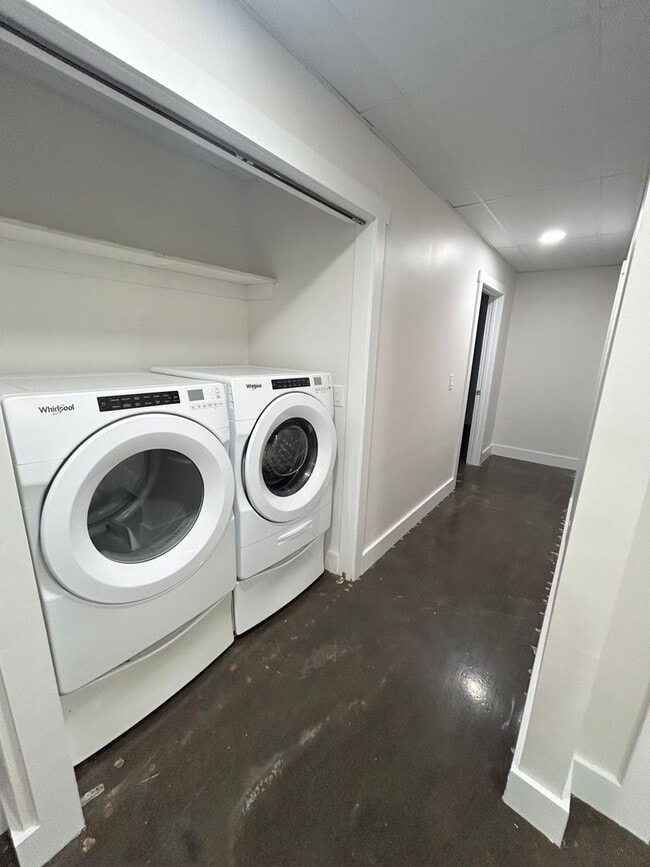 3089 Pandapas Pond Rd Unit 3089 Pandapas Pond #B
