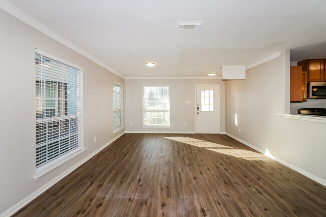 Photo - 2406 Glenholly Park Dr