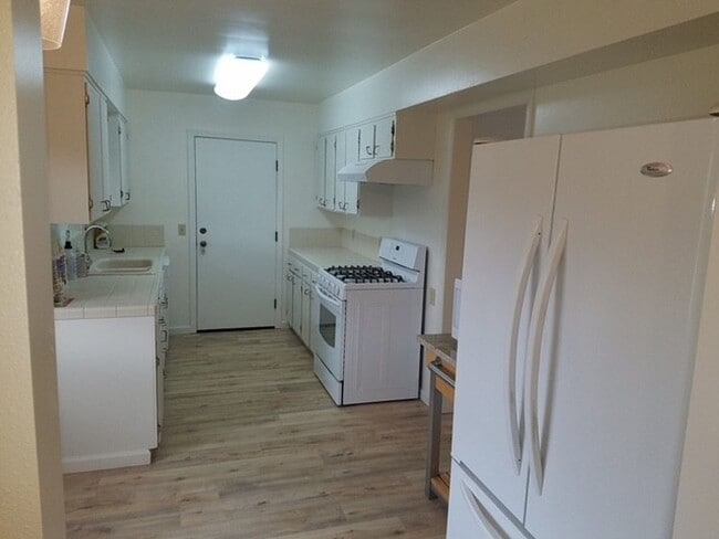 Photo - Spacious 4 Bedroom, 2 Bathroom Jacksonville Home