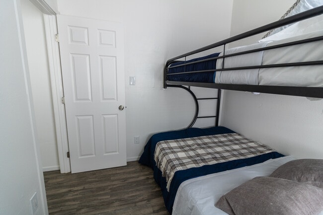 Building Photo - 1080 Folsom St Unit 1