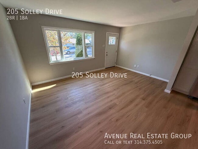 Photo - 205 Solley Dr