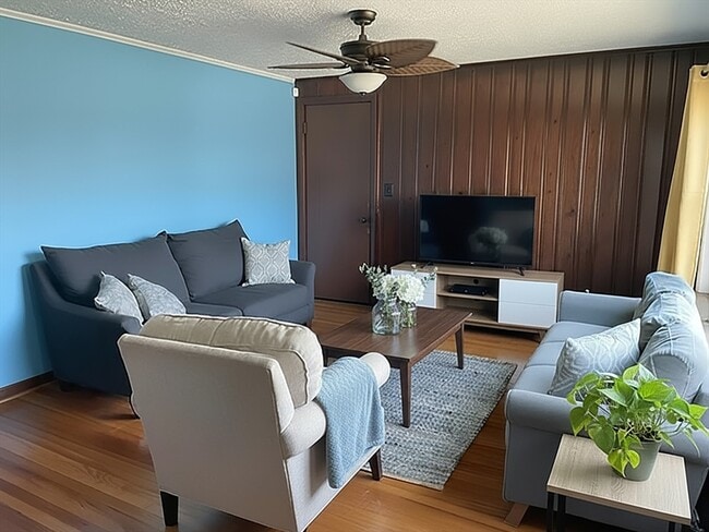 Photo - 6 Hadassah Wy