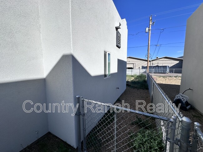 Photo - 1632 Shamrock Rd