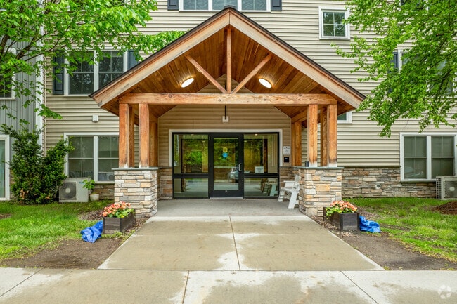 Building Photo - Residences at Great Cedars Rental