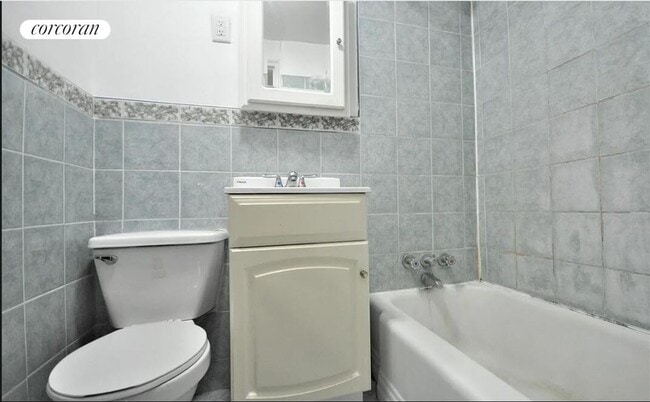 Photo - 54 S Oxford St