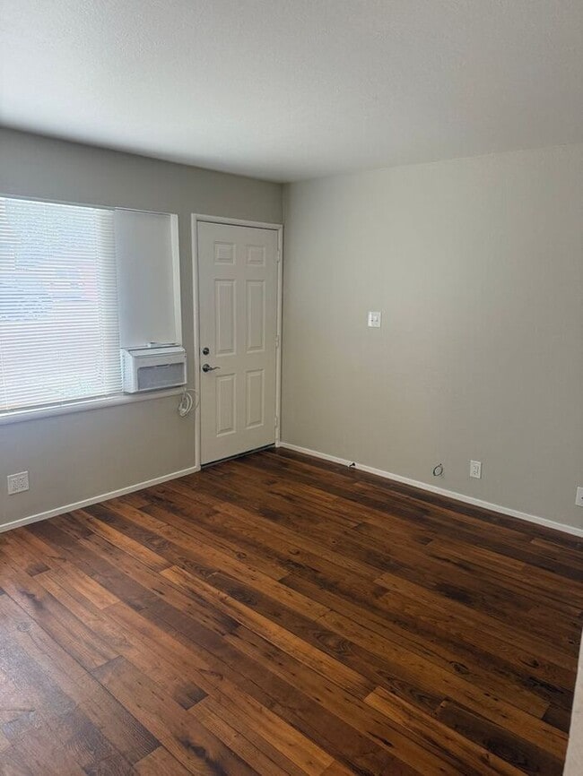 Photo - Great 1 Bedroom 1 Bath