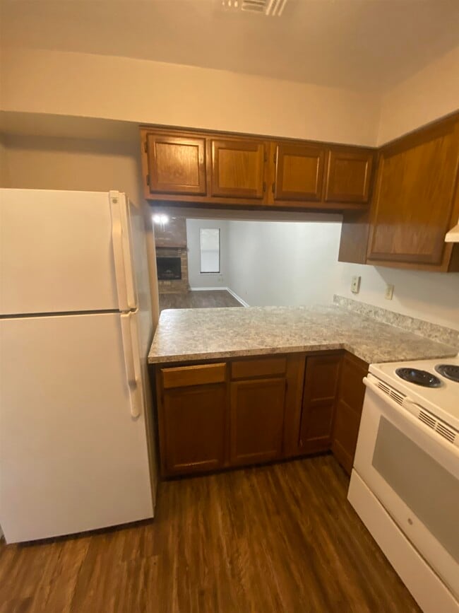 Photo - 2923 Woodrich Dr