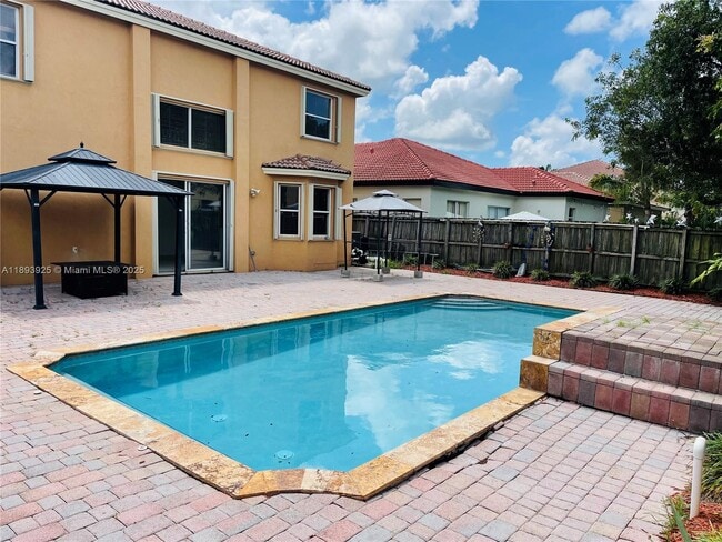 Photo - 1750 SE 19th Ave