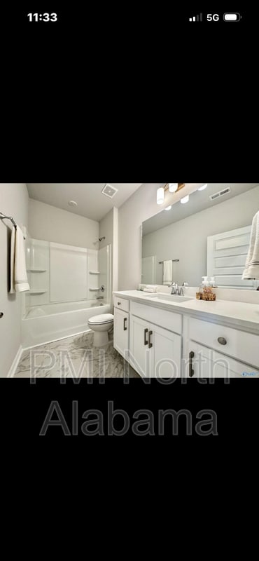 Photo - 204 Cobbdale Park Dr