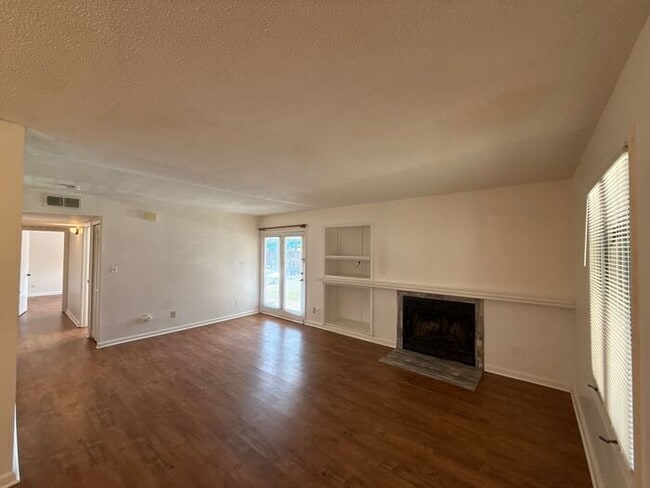 Photo - T.R. Lawing Realty Property