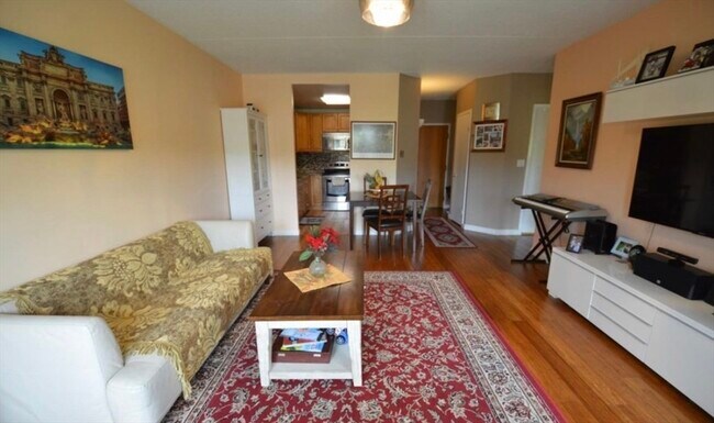 Photo - 14 Heron St Unit 410