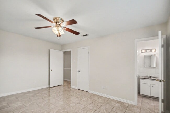 Photo - 5726 Ettrick Dr