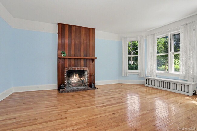 Photo - 71 Grand St