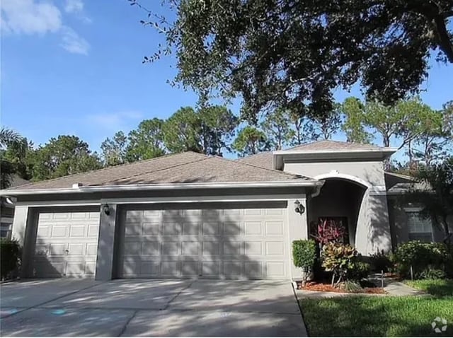 Building Photo - 10605 Weybridge Dr Rental
