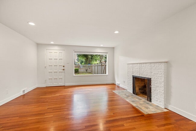 Photo - 3 bedroom 1.75 bath House