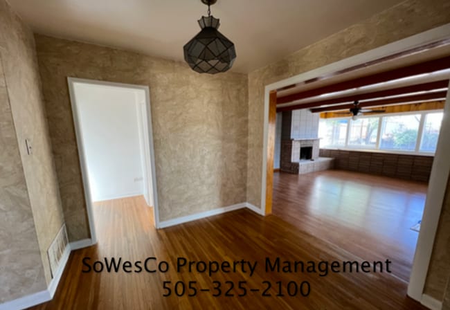 Photo - Beautiful Spacious Home with Large Yard & RV Parking