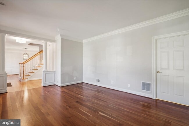 Photo - 8802 Northern Spruce Ln