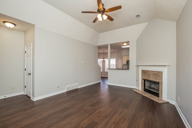 Photo - 757 Rain Dance Way