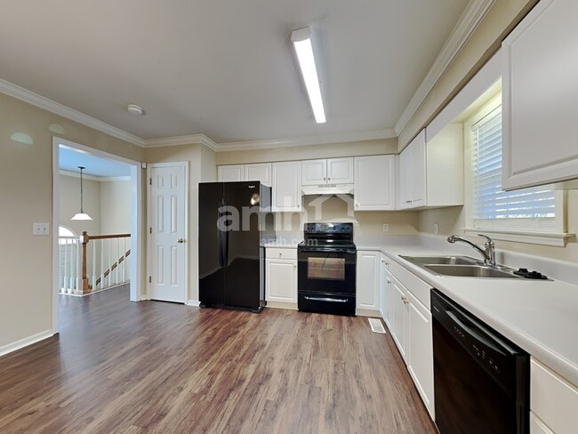 Photo - 3804 Hunt Chase Dr