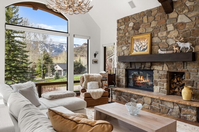 Photo - 875 Horse Ranch Dr