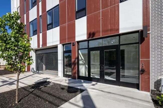 Photo - 130 Ellis Ave Unidad 203