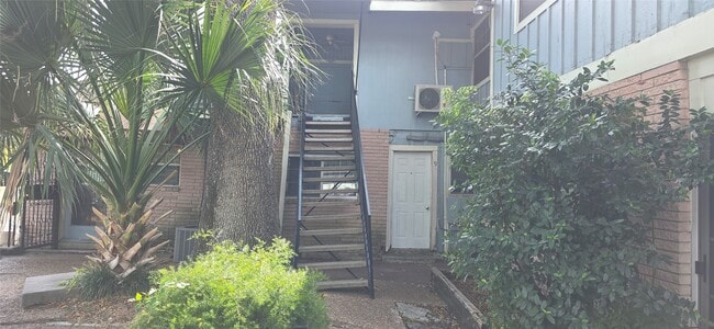 Photo - 4005 Irvington Blvd