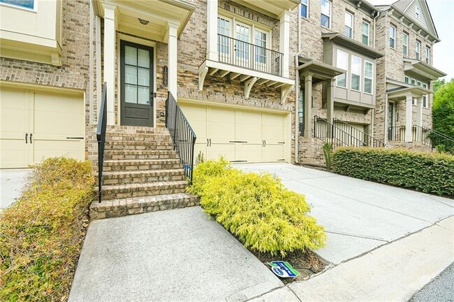 Building Photo - 1299 Linden Ct