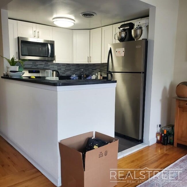 Photo - Charming 2BR with loads of sunlight in North Park Slope Unidad 4
