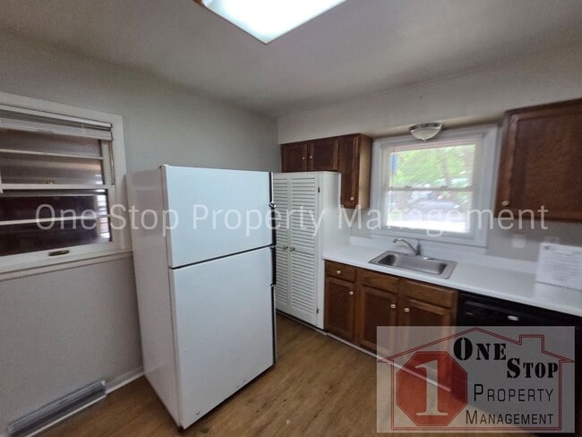 Photo - Adorable 2 Bedroom, 1 Bathroom, 1 Car Garage House in Independence!