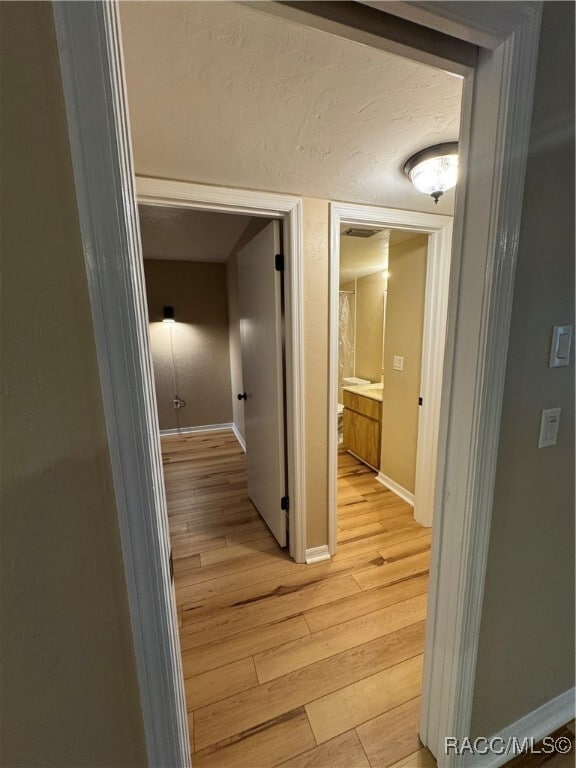 Photo - 790 E Gilchrist Ct