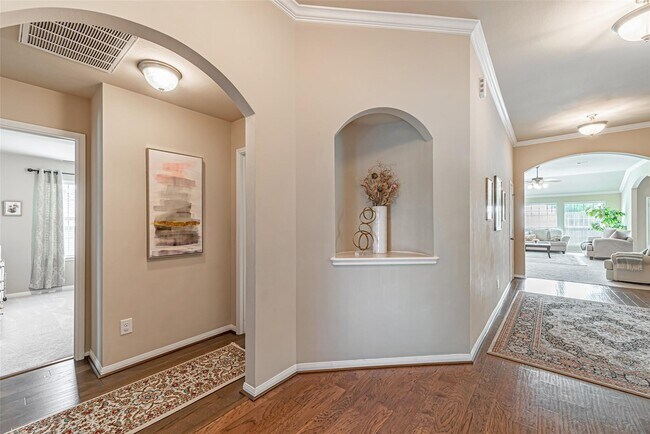 Photo - 119 Emerald Loch Ln
