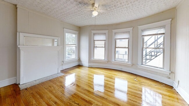Photo - 58 E 12th Ave