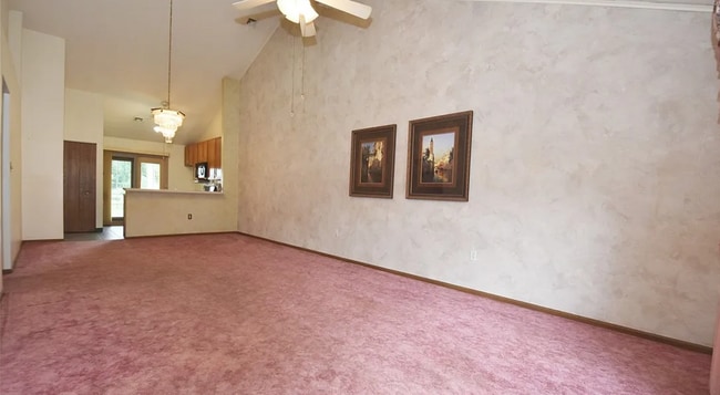 Building Photo - 1408 Greenbriar Ct Rental