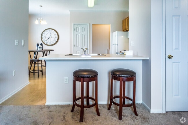 2 BR, 2 BA - 1,150SF - Bre