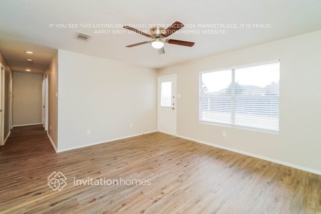 Photo - 1509 Queens Brook Ln