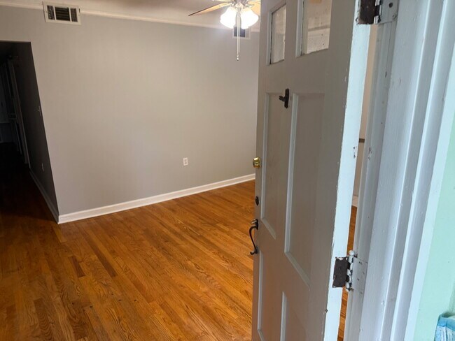 Photo - 3316 Robert St Unit 3316