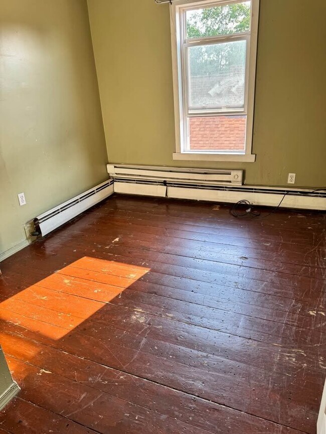 150 Chandler St Unit 4R