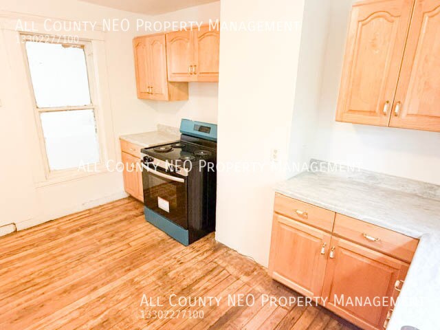 Photo - 519 E 103rd St