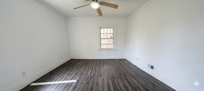 Photo - 830 E Rogers Ave
