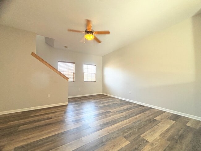 Photo - 2122 High St