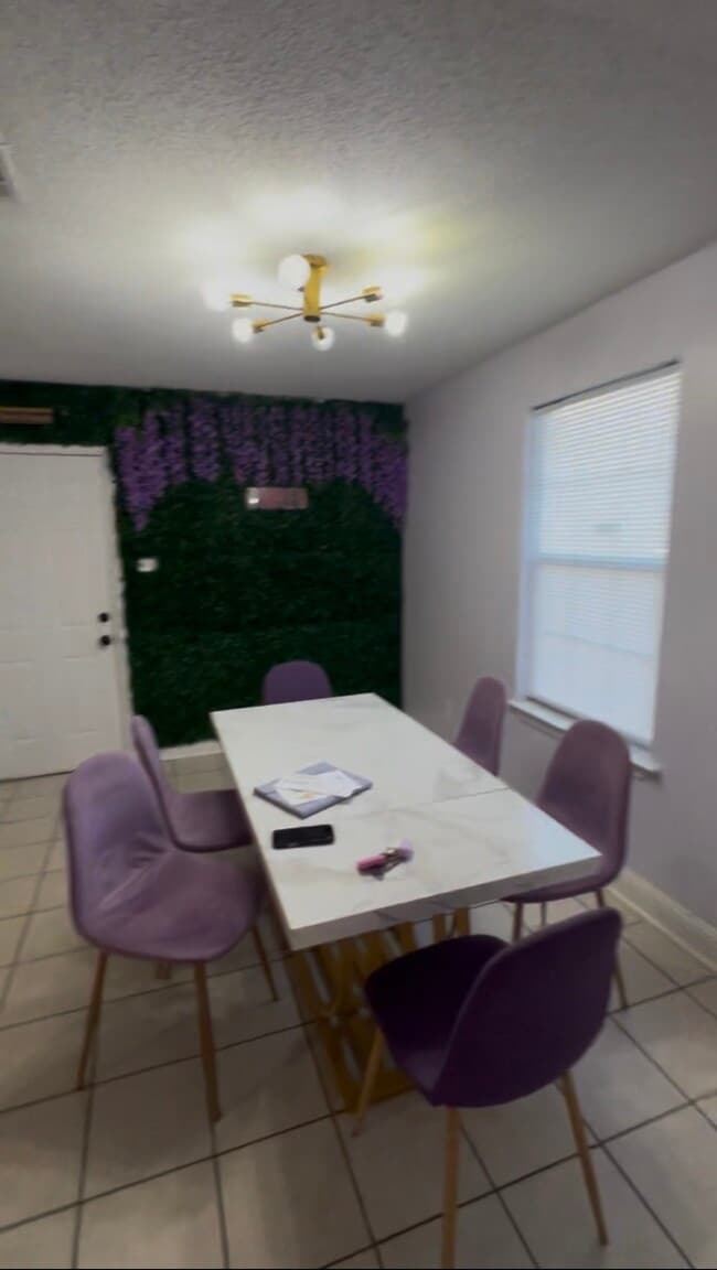 Dinning Area - 2238 New Orleans St