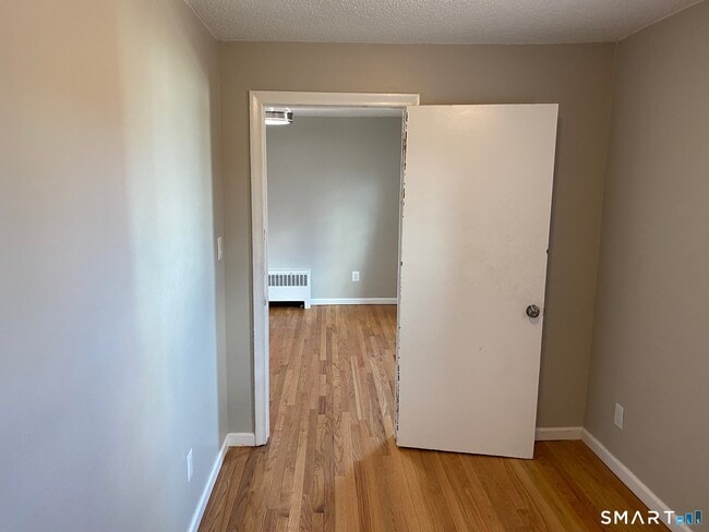 1 Divinity St Unit 3E