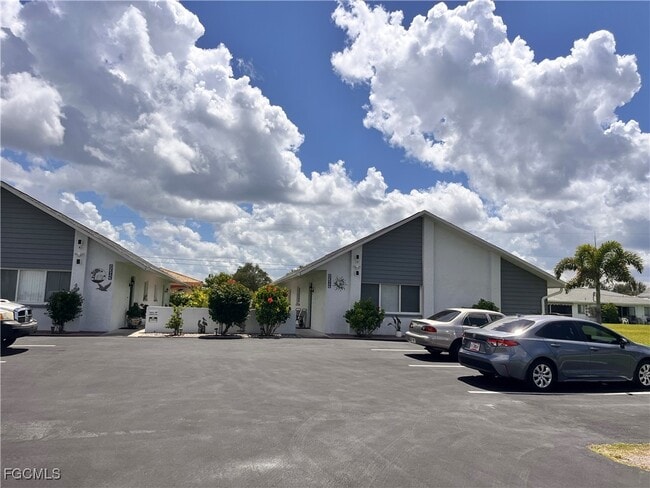 Building Photo - 1205-1209 Academy Blvd Rental