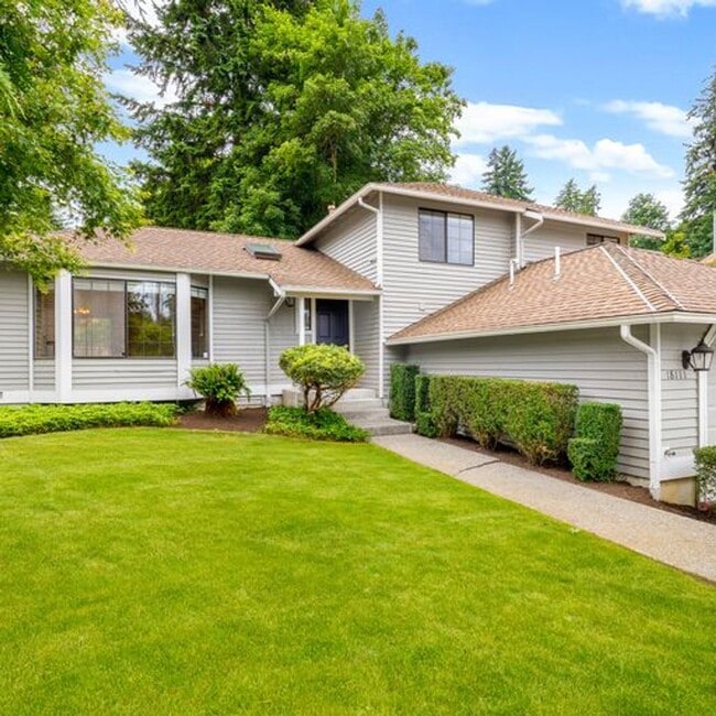 Photo - Spacious Education Hill Beauty