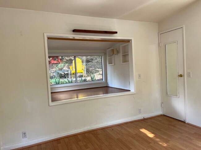 Photo - 1262 N Topanga Canyon Blvd